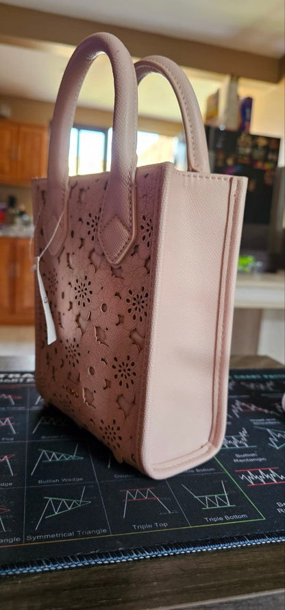 ALDO Crossbody Rosa con Diseño Floral Grabado | Bolso para Mujer