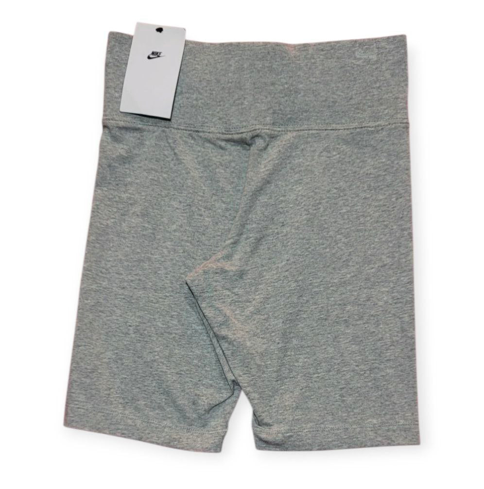 Bike Shorts Nike para Mujer DB3905-063 – Tight Fit | Color Gris | Talla S